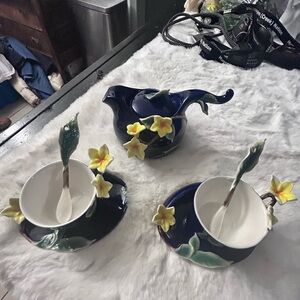 Sorelle Fine Porcelain Cobalt Blue Tea Set Jasmine Demitasse Teapot Cup Saucer